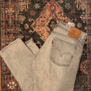 Stone Wash Vintage Red Tab Levi’s